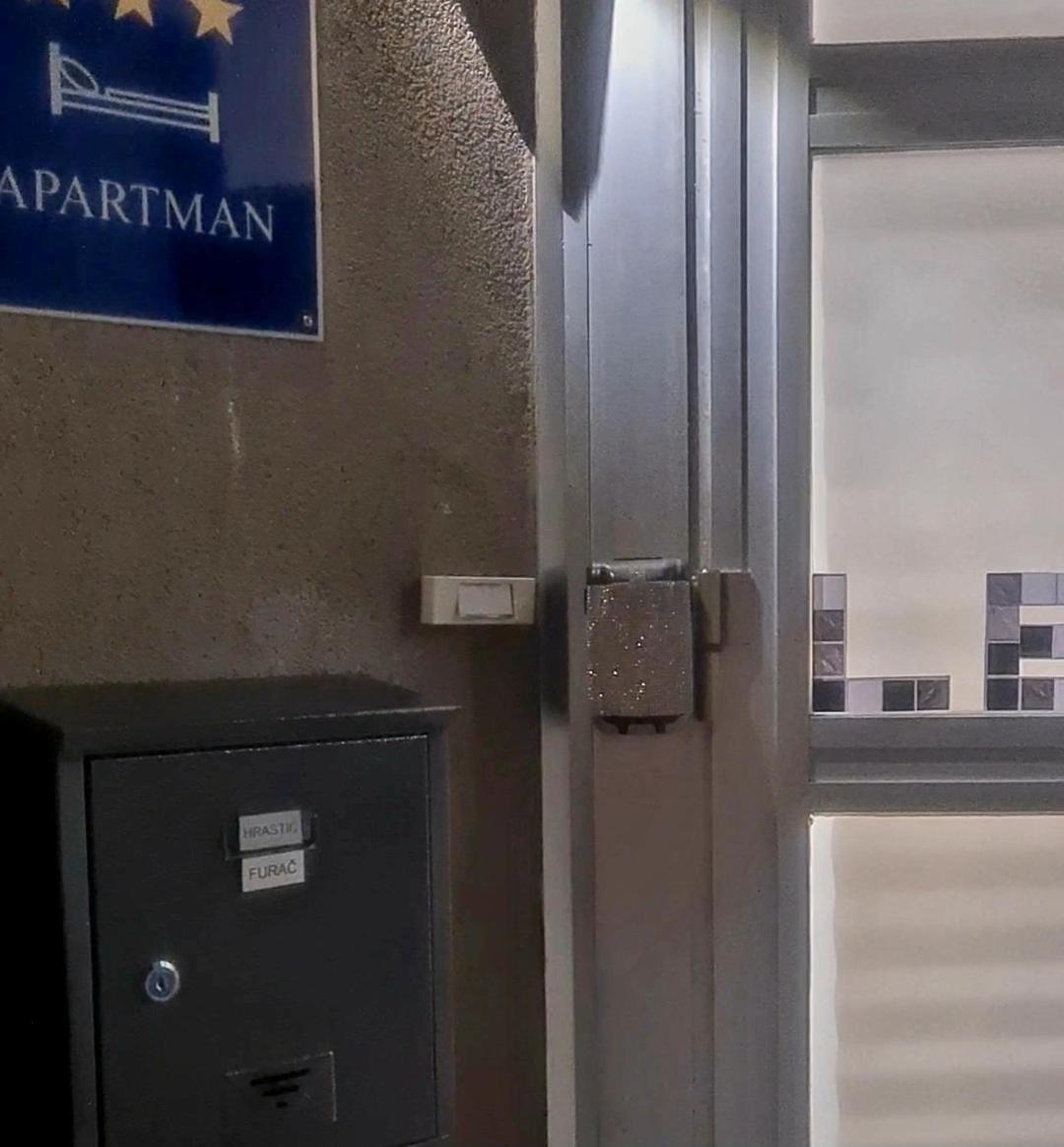 Lea Apartment - Free Parking In Front For 2 Cars Ζάγκρεμπ Εξωτερικό φωτογραφία