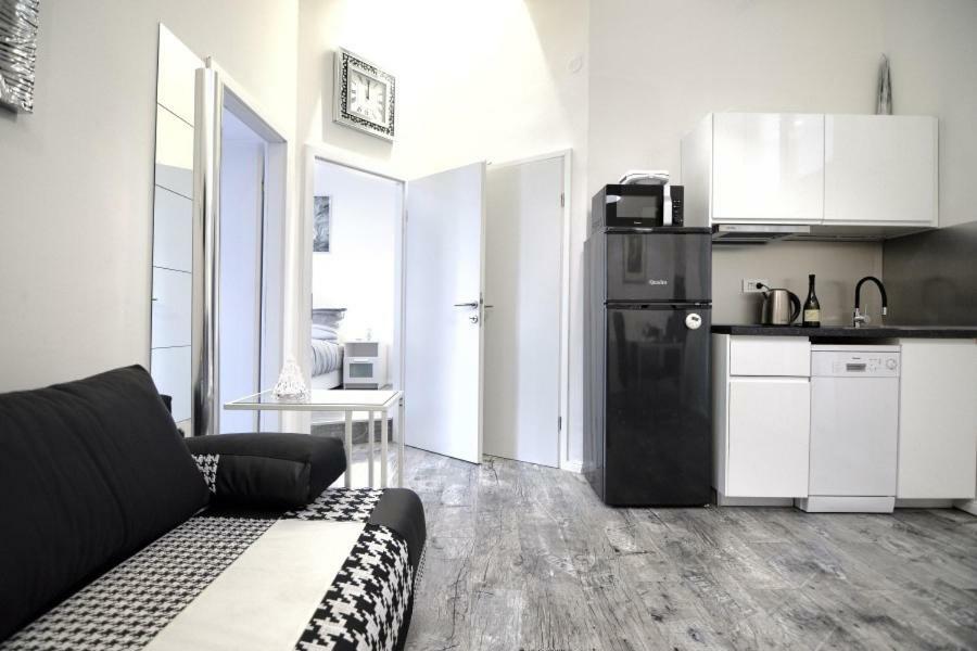 Lea Apartment - Free Parking In Front For 2 Cars Ζάγκρεμπ Εξωτερικό φωτογραφία